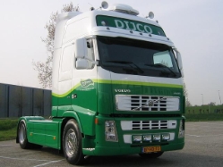 Volvo-FH16-610-Dijco-Hobo-220404-1-NL[1]